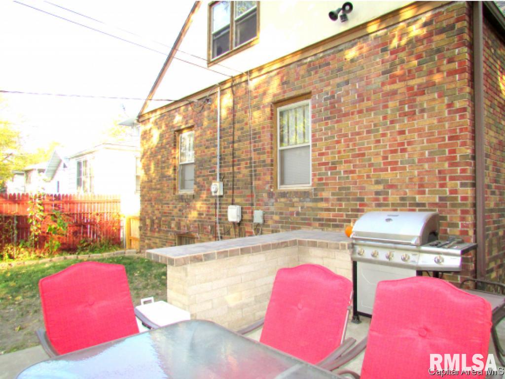 2209 South 6th Street Springfield, IL 62703 - Photo 16 of 18