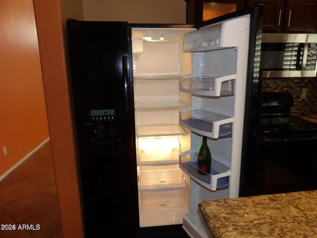 $2,000 | 8221 West Papago Street, Phoenix, AZ 85043