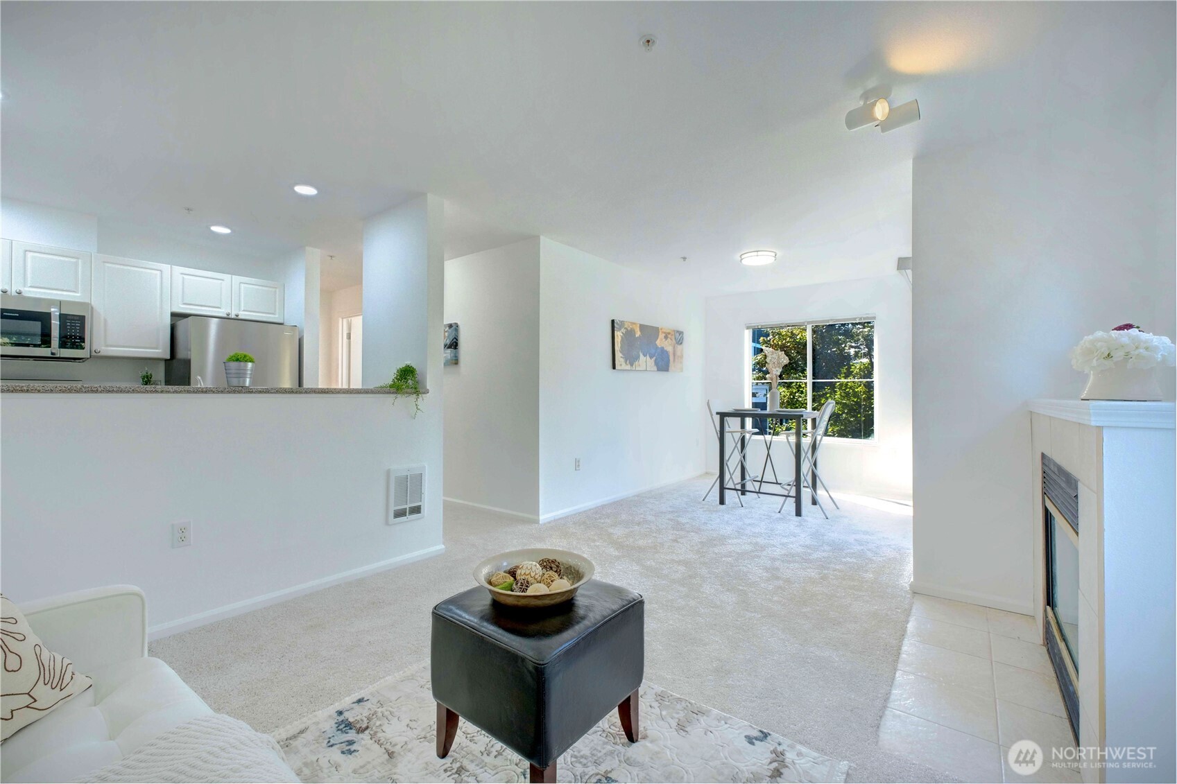 1729 12th Avenue South, Unit 201 Seattle, WA 98144 - Photo 16 of 26