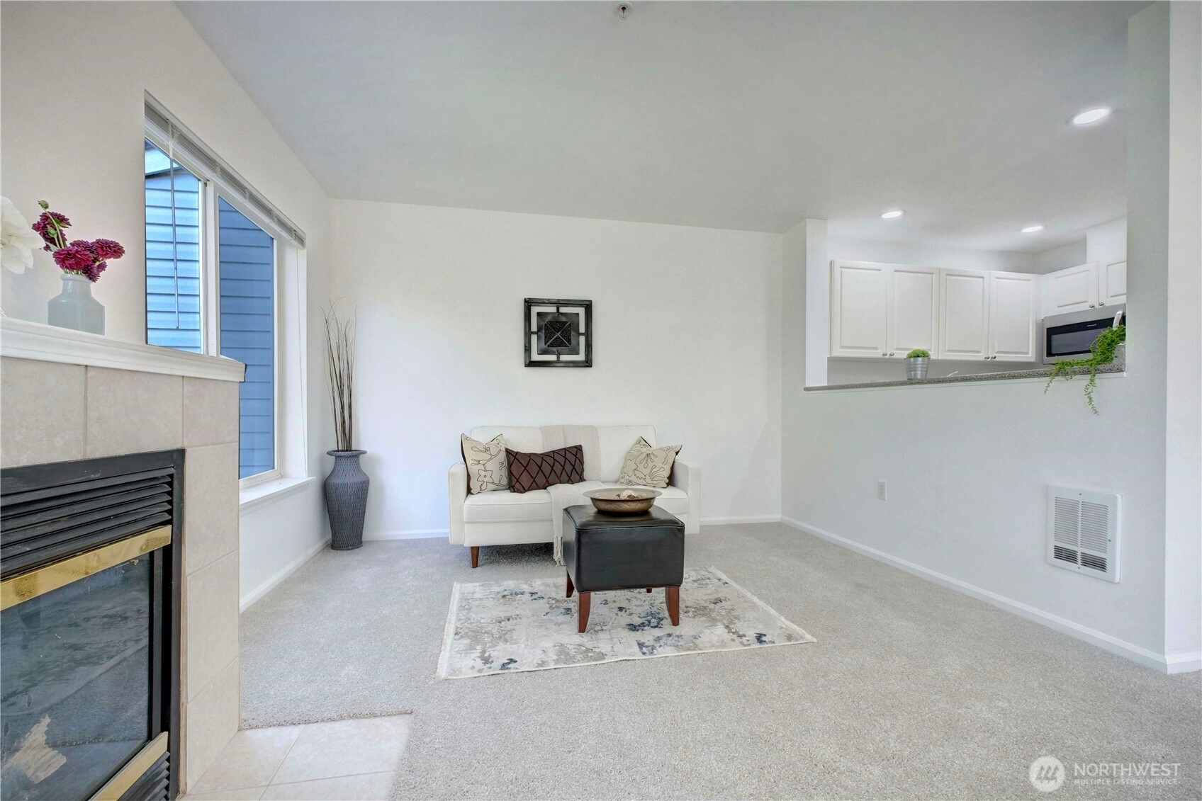 1729 12th Avenue South, Unit 201 Seattle, WA 98144 - Photo 18 of 26