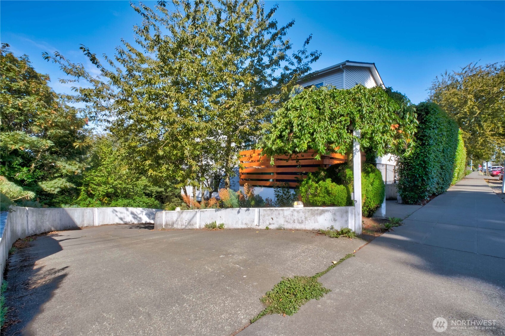 1729 12th Avenue South, Unit 201 Seattle, WA 98144 - Photo 24 of 26