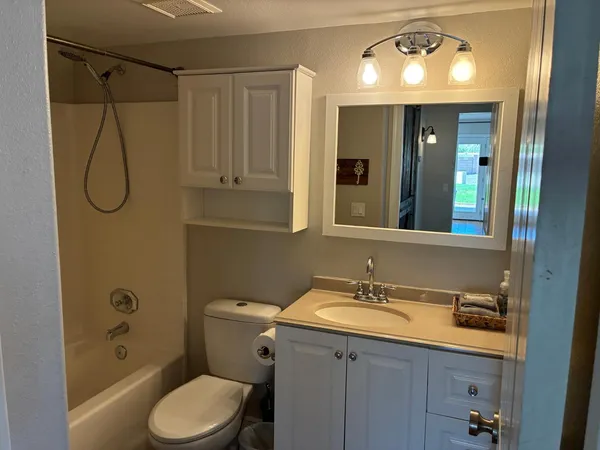 $3,295 | 13717 North 80th Avenue, Peoria, AZ 85381