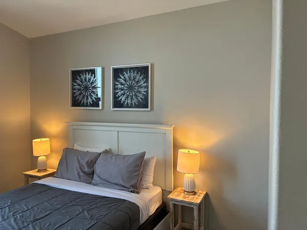 $3,295 | 13717 North 80th Avenue, Peoria, AZ 85381