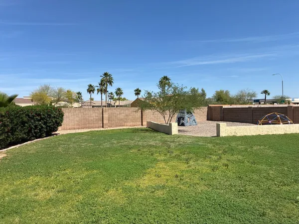 $3,295 | 13717 North 80th Avenue, Peoria, AZ 85381