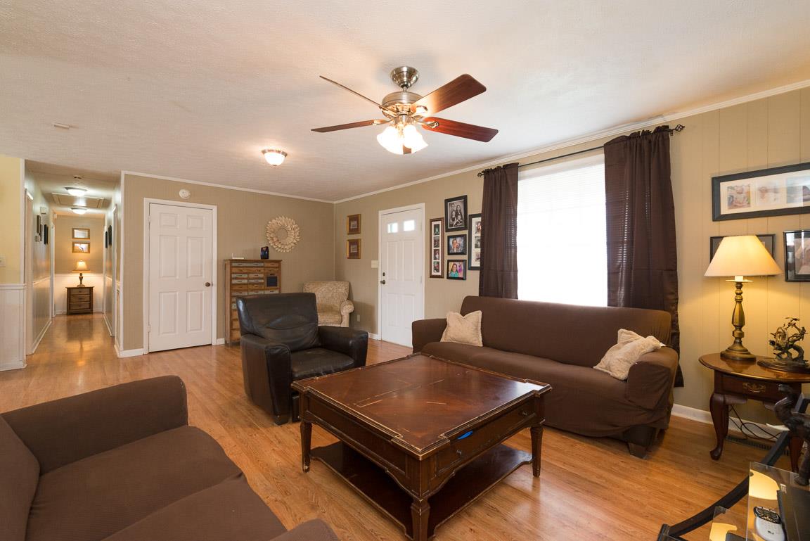 1869 Jones Creek Road Dickson, TN 37055 - Photo 10 of 24 Gallery Image 10