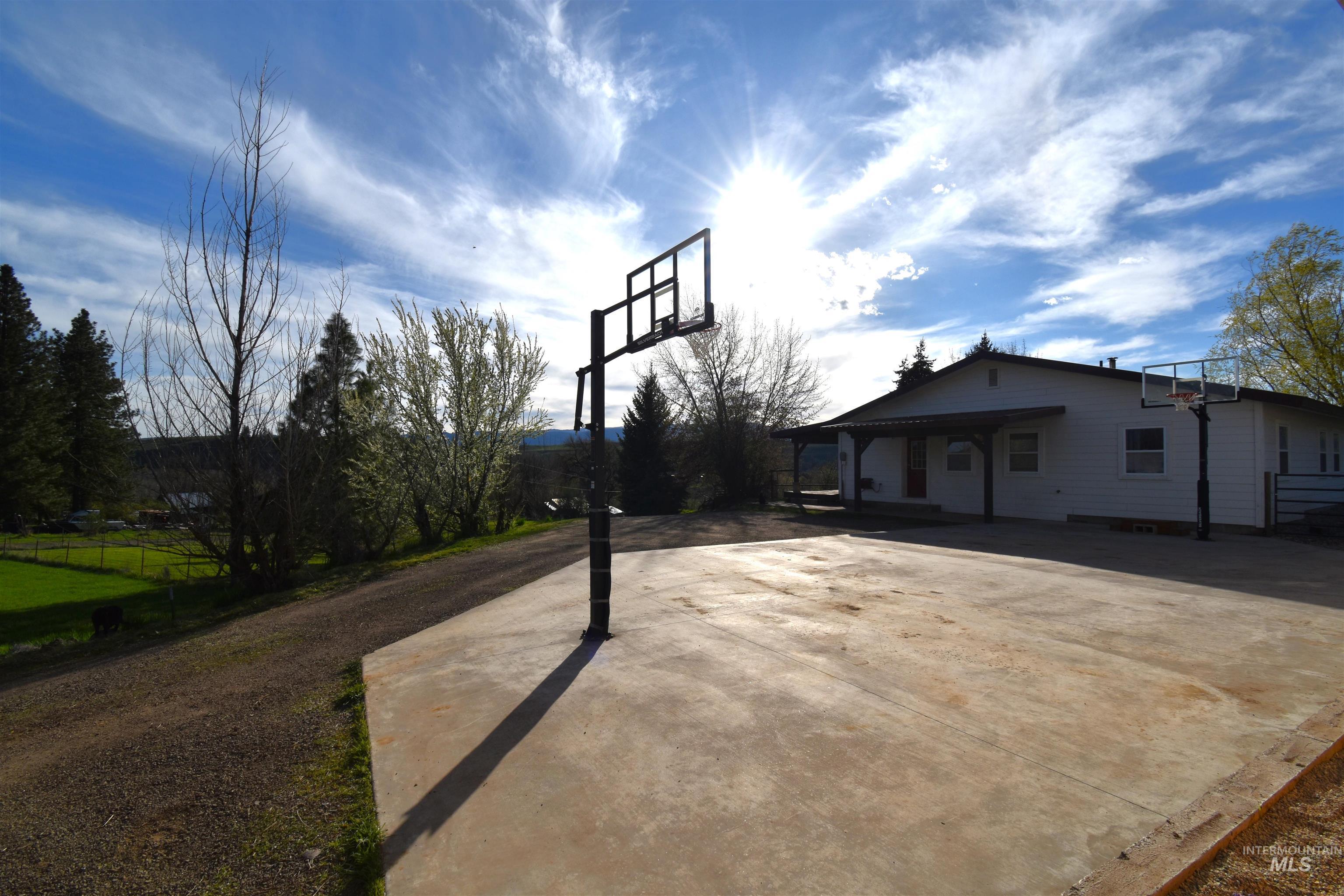 2599 Fruitvale Glendale Road Council, ID 83612 - Photo 14 of 29 View of side of property