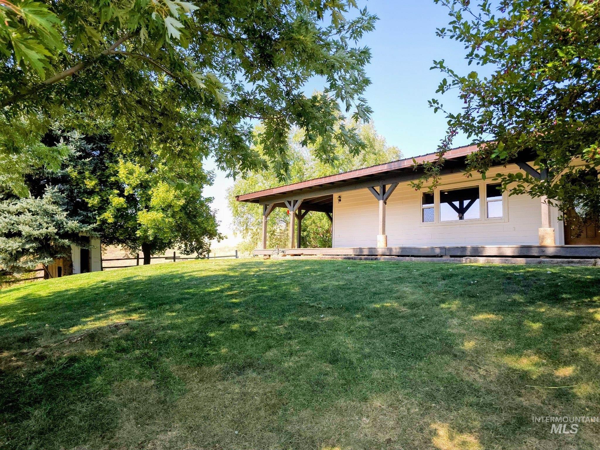 2599 Fruitvale Glendale Road Council, ID 83612 - Photo 29 of 38 View of grassy yard