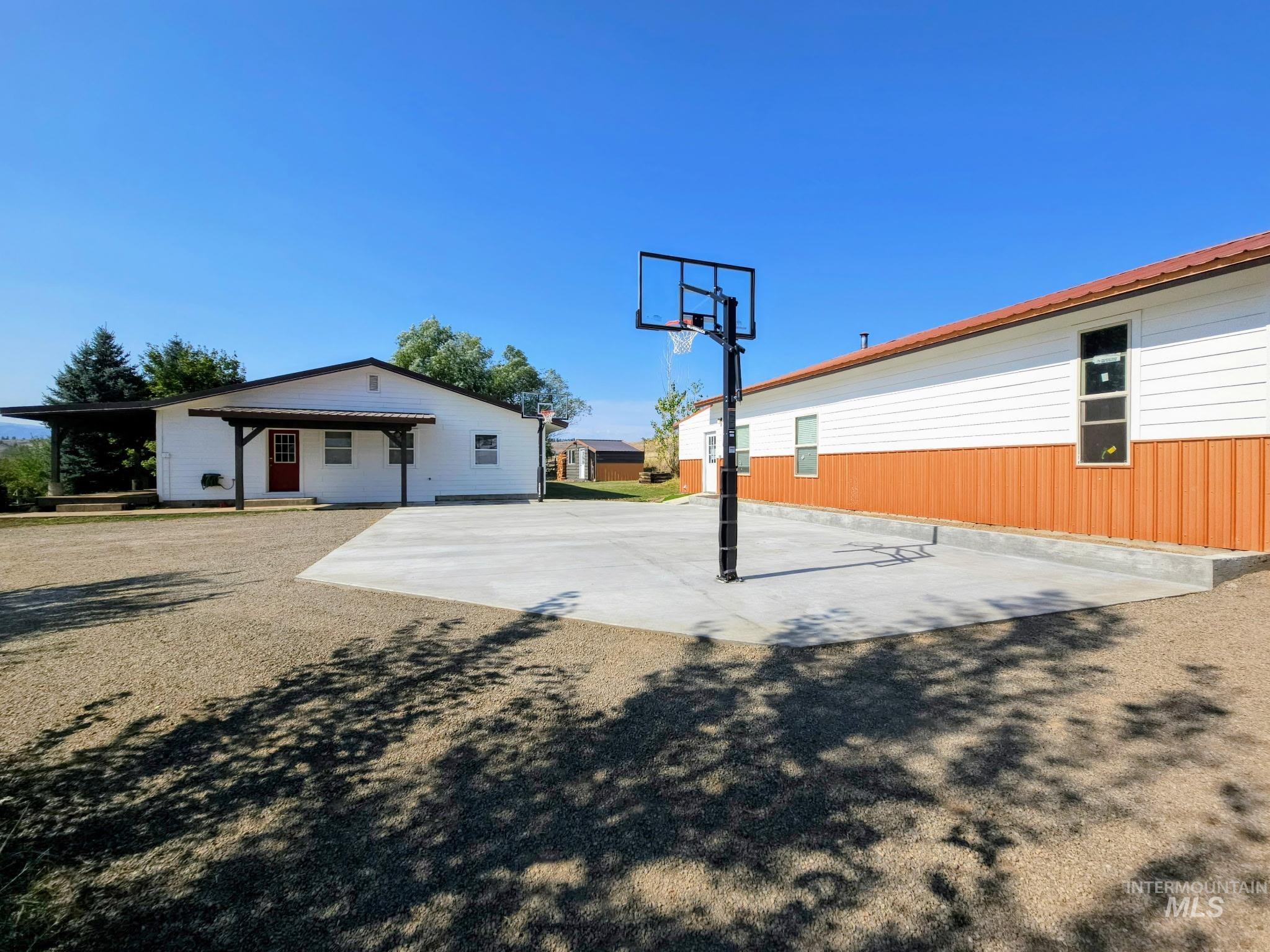 2599 Fruitvale Glendale Road Council, ID 83612 - Photo 8 of 29 View of basketball court