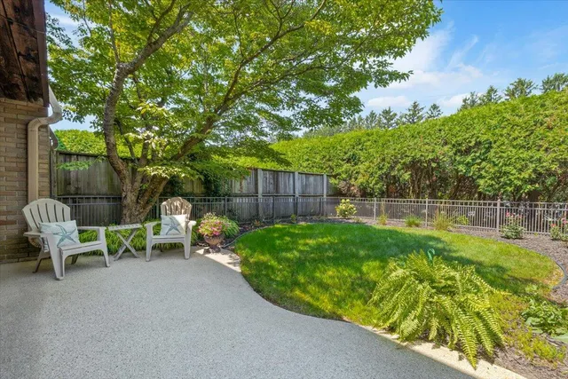 $298,900 | 2727 Lakeshore Drive, Unit G27, St. Joseph, MI 49085