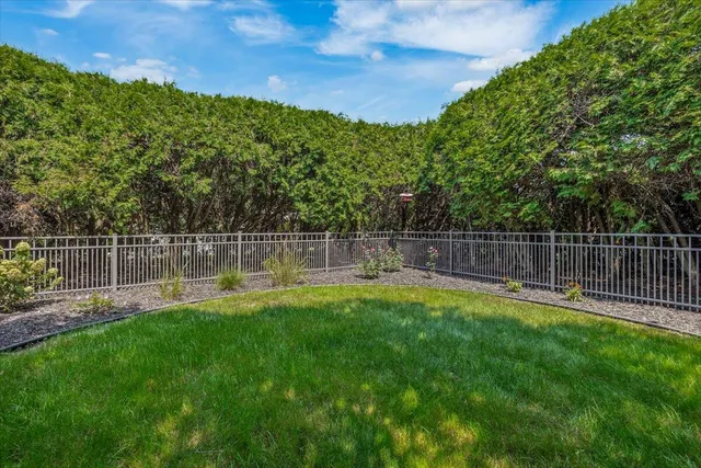 $298,900 | 2727 Lakeshore Drive, Unit G27, St. Joseph, MI 49085