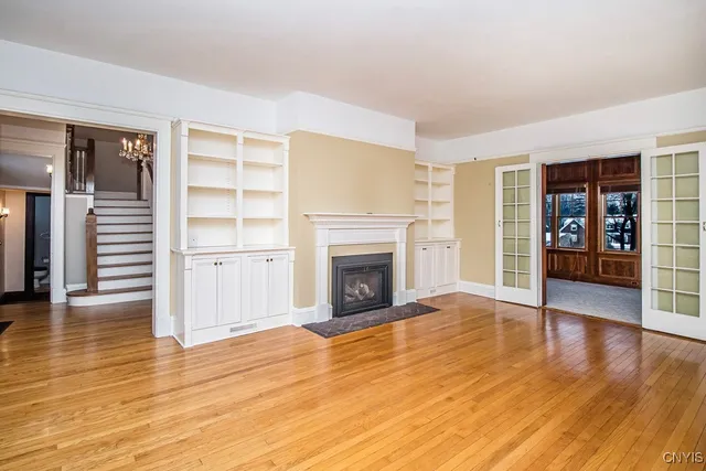 $565,000 | 104 Burlingame Road, Syracuse, NY 13203