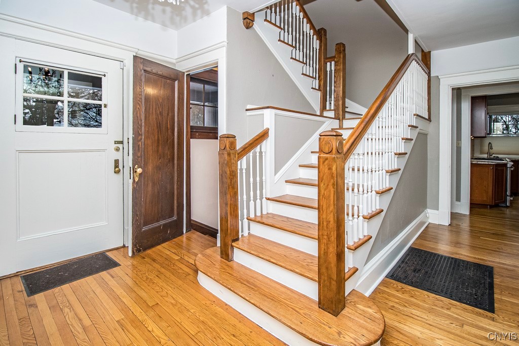 104 Burlingame Road Syracuse, NY 13203 - Photo 22 of 50