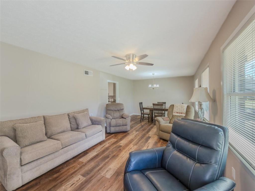 324 East Broad Street Winder, GA 30680 - Photo 6 of 33