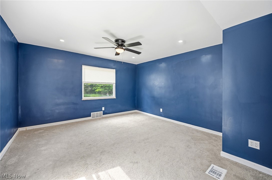 12958 West Pleasant Valley Road Parma, OH 44130 - Photo 17 of 42