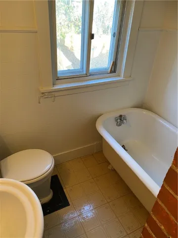 $1,600 | 287 Maplewood Avenue, Rochester, NY 14613