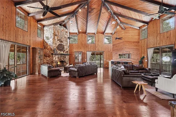 $5,095,668 | 2291 Secretariat Drive, LaBelle, FL 33935