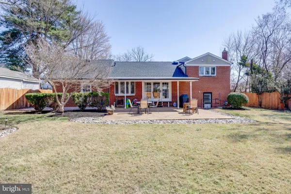 $774,888 | 6912 Essex Avenue, Springfield, VA 22150