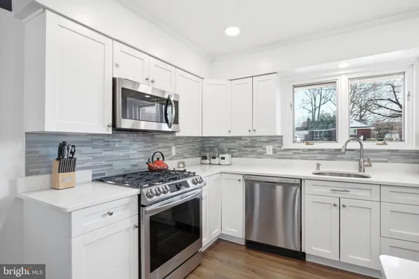 $774,888 | 6912 Essex Avenue, Springfield, VA 22150