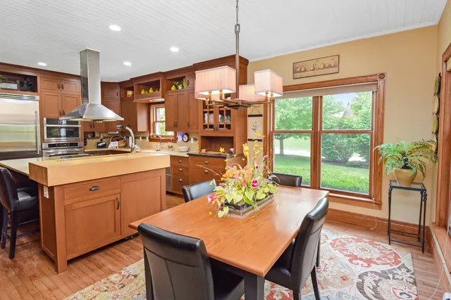 $675,000 | 9030 Hardesty Run, Bloomington, IL 61705