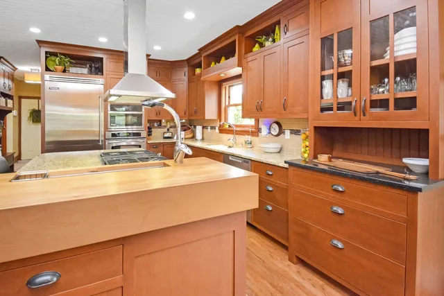 $695,000 | 9030 Hardesty Run, Bloomington, IL 61705