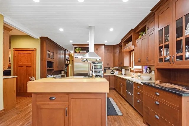 $675,000 | 9030 Hardesty Run, Bloomington, IL 61705