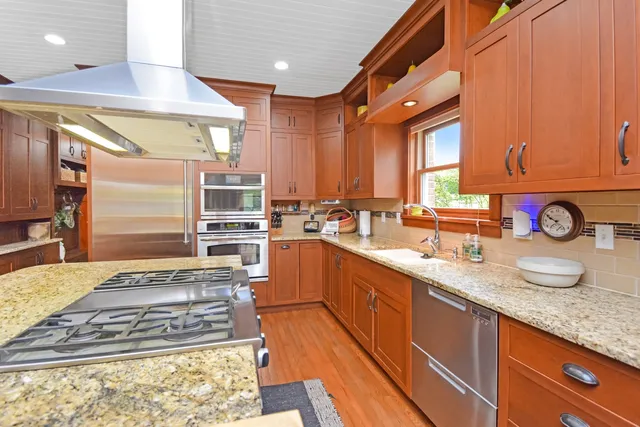 $675,000 | 9030 Hardesty Run, Bloomington, IL 61705