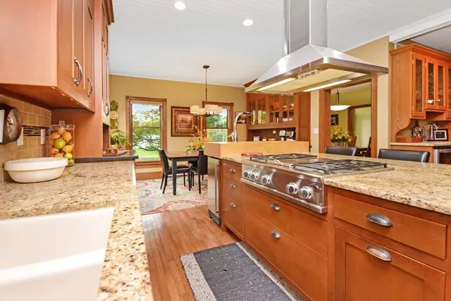 $675,000 | 9030 Hardesty Run, Bloomington, IL 61705