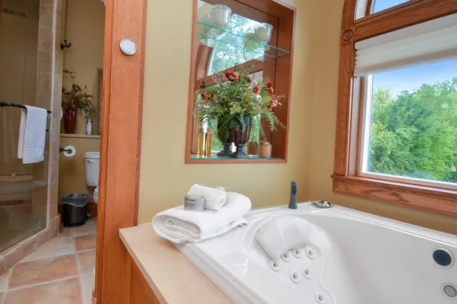 $695,000 | 9030 Hardesty Run, Bloomington, IL 61705