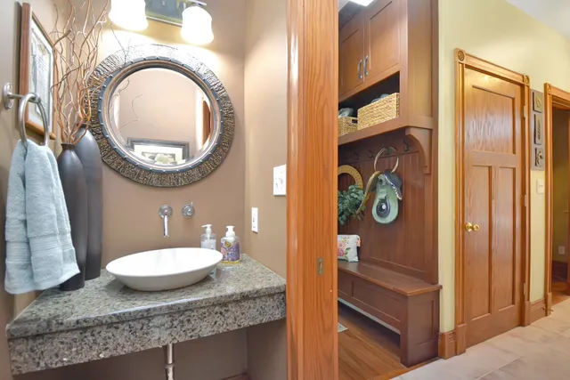 $675,000 | 9030 Hardesty Run, Bloomington, IL 61705