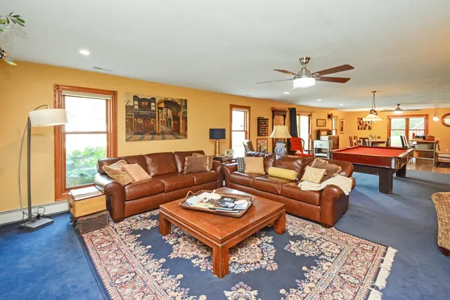 $695,000 | 9030 Hardesty Run, Bloomington, IL 61705