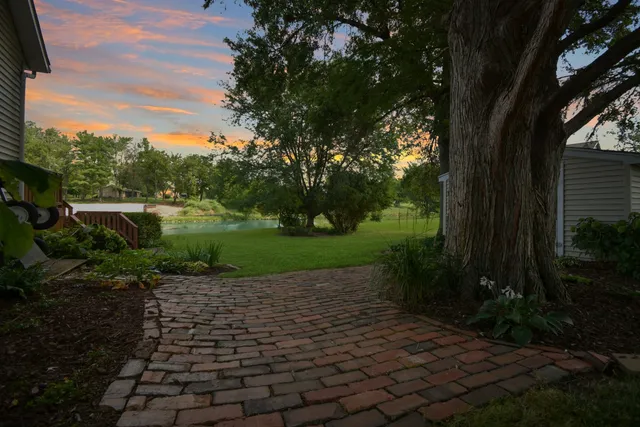 $675,000 | 9030 Hardesty Run, Bloomington, IL 61705