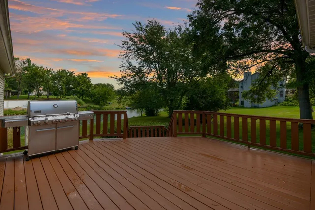 $695,000 | 9030 Hardesty Run, Bloomington, IL 61705