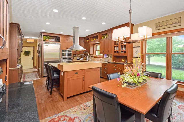 $695,000 | 9030 Hardesty Run, Bloomington, IL 61705