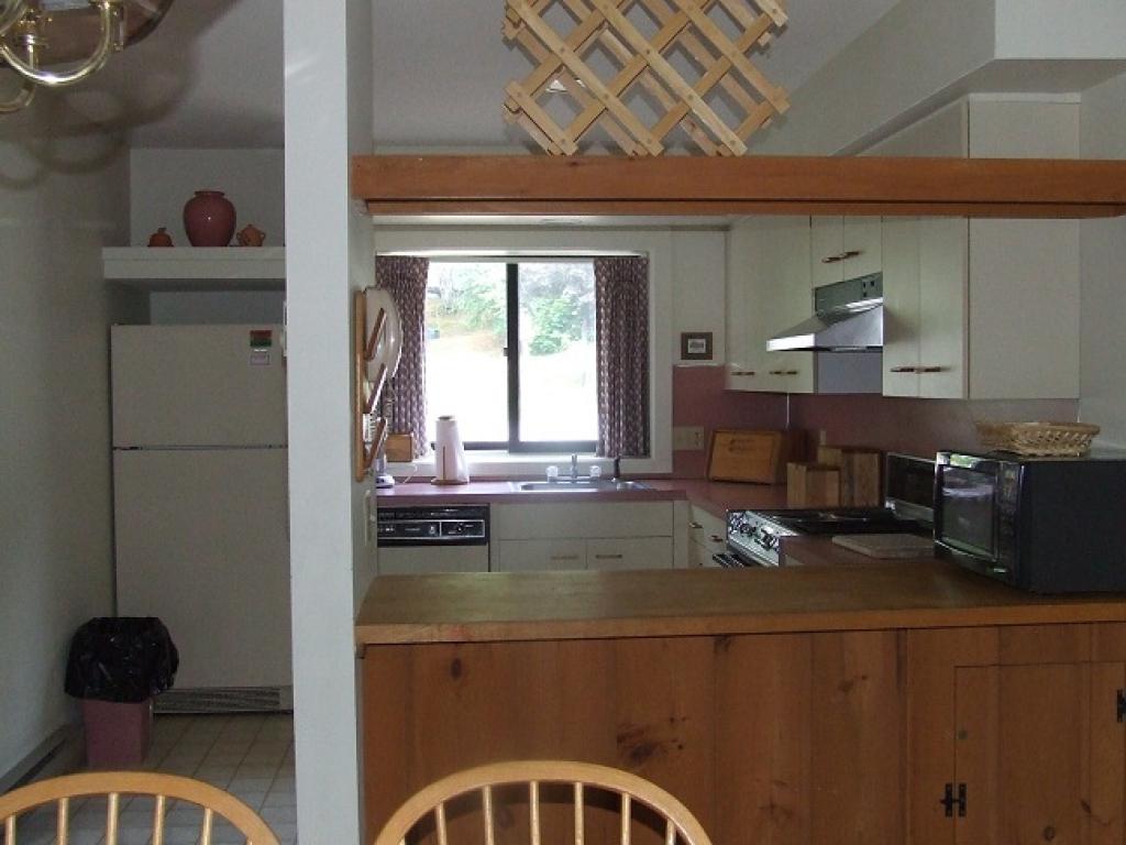 26-2 Easterly Road, Unit 2 Lincoln, NH 03251 - Photo 4 of 10