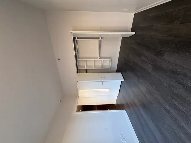 $3,375 | 164 North Peoria Street, Unit 305, Chicago, IL 60607