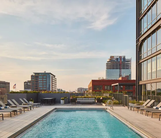 $3,375 | 164 North Peoria Street, Unit 305, Chicago, IL 60607