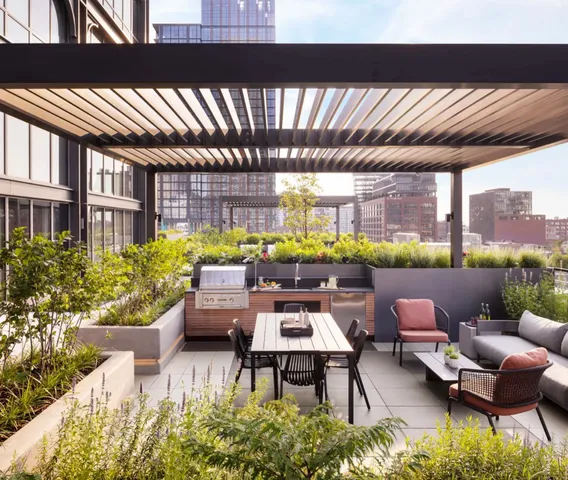 $3,375 | 164 North Peoria Street, Unit 305, Chicago, IL 60607