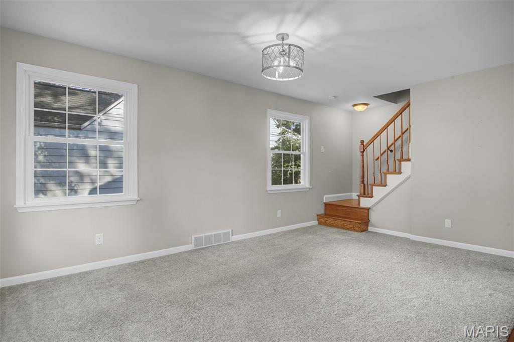 1116 Douglas Street Alton, IL 62002 - Photo 3 of 26