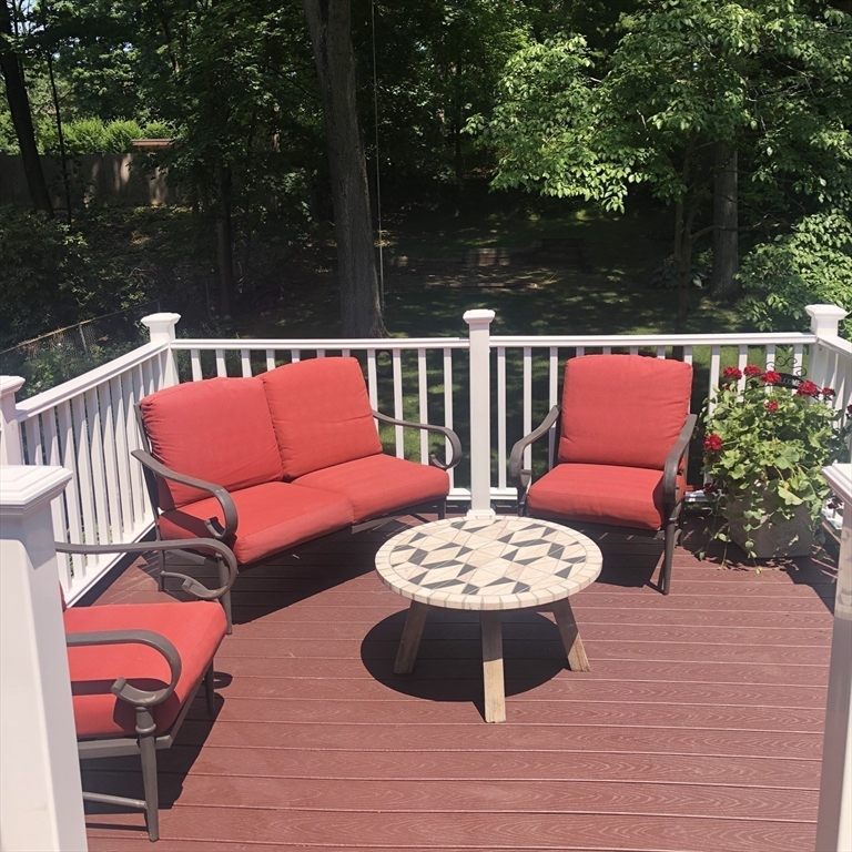 131 Prospect Street Wakefield, MA 01880 - Photo 5 of 12