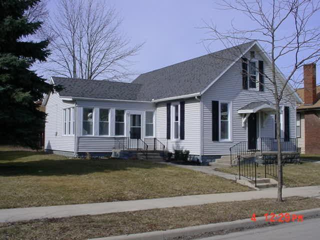 421 North 2nd Street Decatur, IN 46733 - Photo 3 of 11