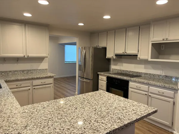 $4,500 | 1776 Meda Avenue, Santa Rosa, CA 95404