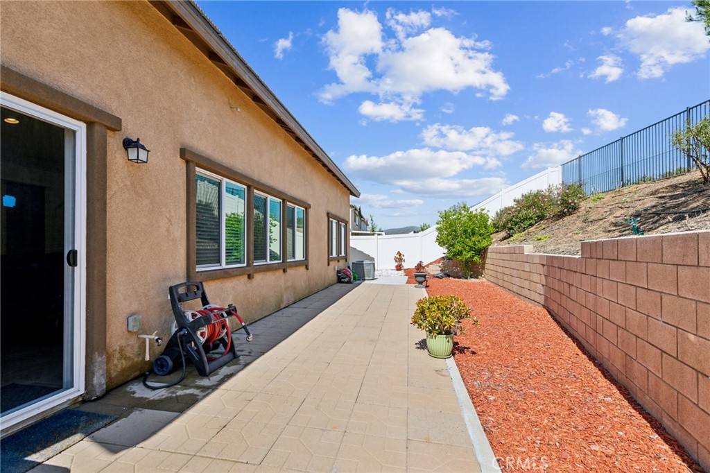 28836 Triple C Ranch Road Murrieta, CA 92563 - Photo 17 of 19