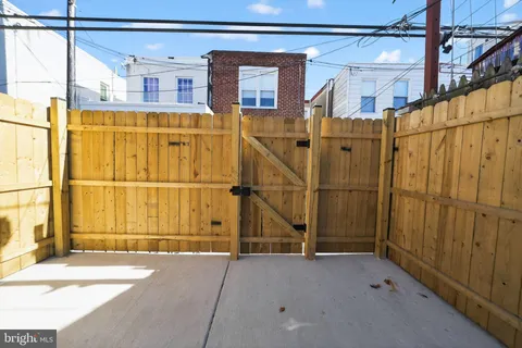 a view of an entrance to house