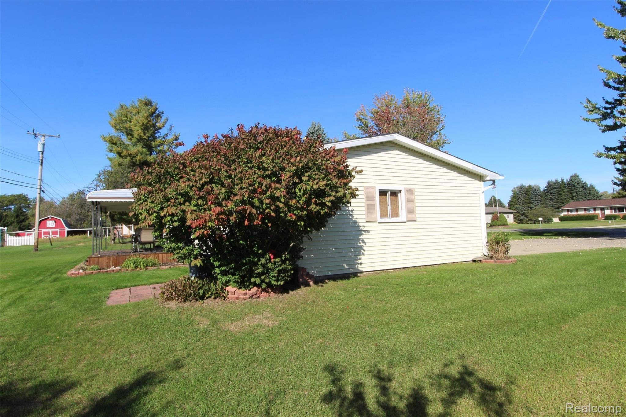 2565 Fish Lake Road Lapeer, MI 48446 - Photo 43 of 54 IMG_6038.JPG