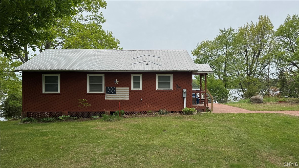 37 Mitchell Road, Unit 1 Macomb, NY 13654 - Photo 1 of 43