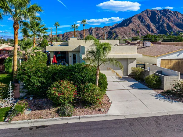 $699,000 | 52300 Avenida Velasco, La Quinta, CA 92253