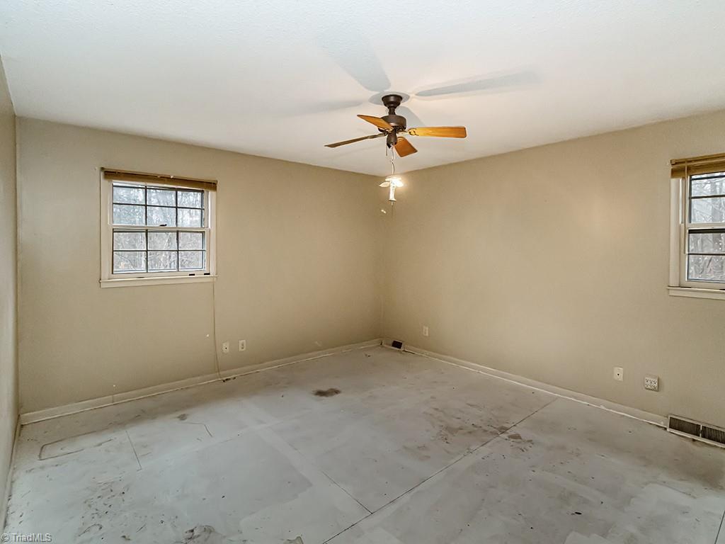 8322 Mccrory Road Stokesdale, NC 27357 - Photo 9 of 18 Gallery Image 9