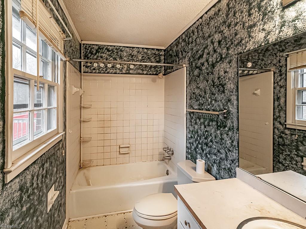 8322 Mccrory Road Stokesdale, NC 27357 - Photo 10 of 18 Gallery Image 10