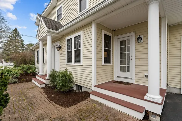 $975,000 | 210 School Street, Framingham, MA 01701