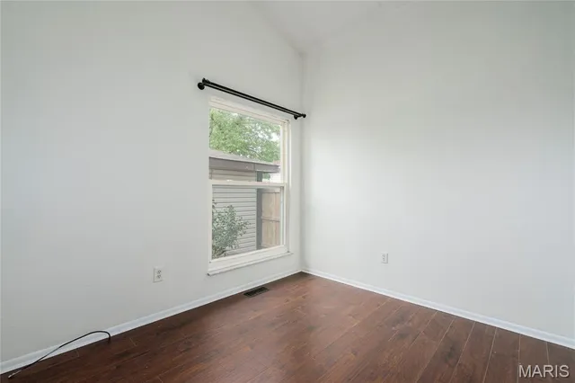 $168,000 | 2487 Manthorne Court, Florissant, MO 63031